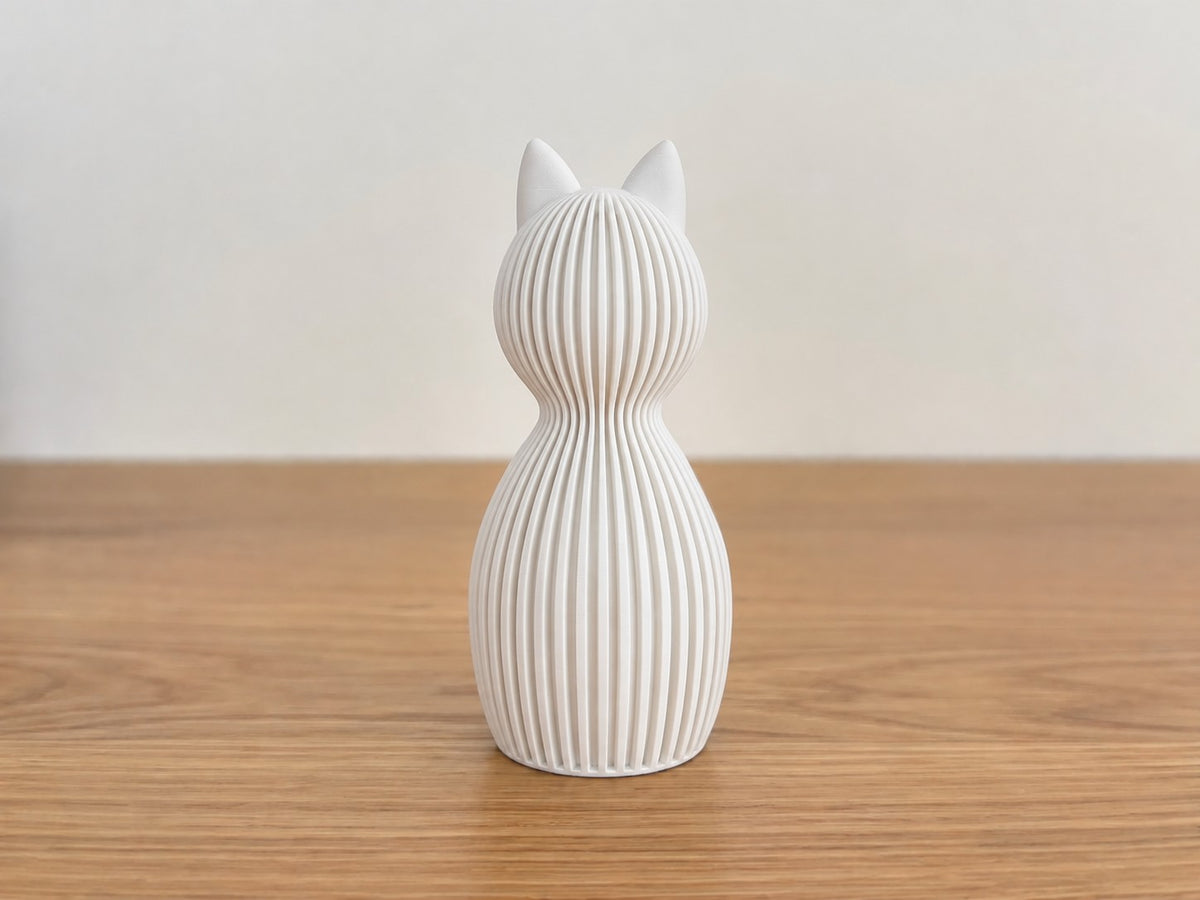 Japandi Cat – rust, karakter en design in één